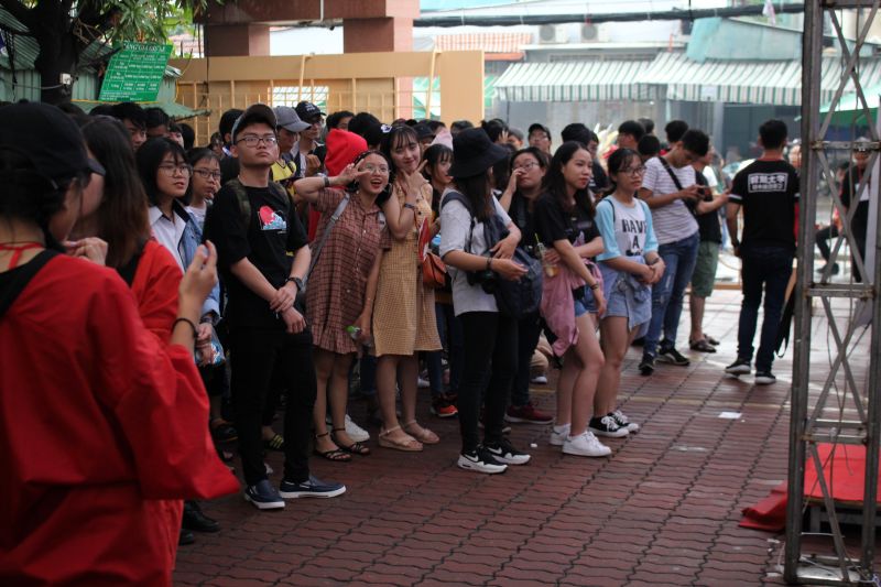 rất đông các bạn sinh viên có mặt